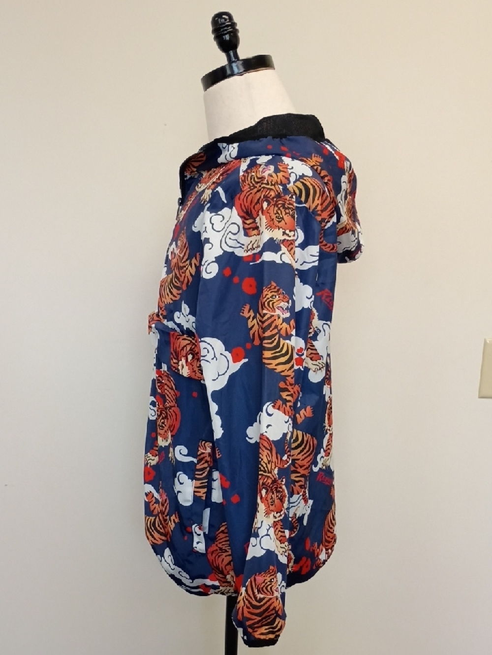Reason Tiger Print Windbreaker Jacket Japanese Graphic Streetwear Size Small - Picture 2 of 11